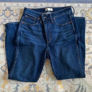 Madewell | Curvy High-Rise Skinny Jeans in Seville Wash